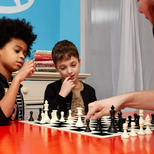 Miniatura 3 de Ankit Toys & Games Juego de ajedrez en blanco y negro – Juego de estrategia duradero y portátil para niños y adultos a partir de 6 años, perfecto
