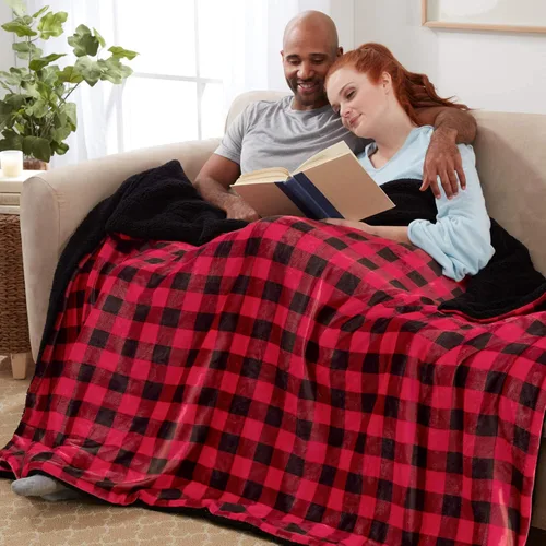 Miniatura 3 de Manta Sherpa súper suave, reversible, ultra lujosa, manta de felpa de 60 x 70 pulgadas, diseño de cuadros búfalos, rojo/negro Gris / Blanco