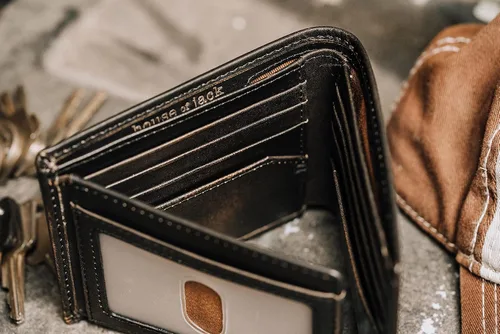 Miniatura 6 de HOJ Co BASS FISH - Cartera plegable con identificación abatible Cuero de grano completo con pulido a mano Cartera de cuero para hombre Regalo
