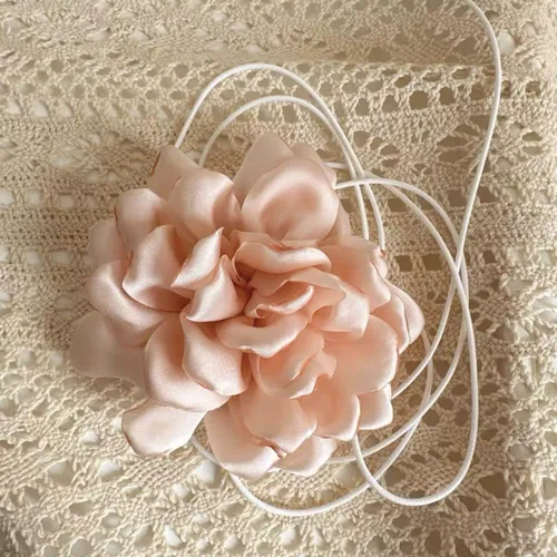 Miniatura 2 de Gargantilla de flor rosa negra grande roseta terciopelo seda gótica cadena ajustable Y2K accesorios de joyería