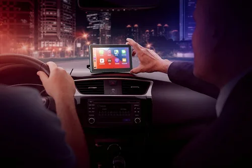 Miniatura 6 de Car and Driver INTELLIDASH PRO - Pantalla táctil IPS inalámbrica con Bluetooth, SiriusXM, Siri Assistant. Soporte para parabrisas de tablero