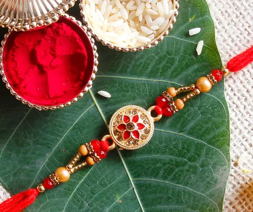 Miniatura 3 de Kundan Rakhi de alta calidad para hermano multicolor, hermoso y de diseño, hilo Raksha Bandhan Rakhi para amar hermano Bhai RURAKH0036, Metal, Sin
