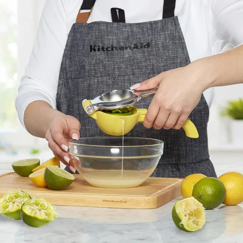 Miniatura 5 de KitchenAid Exprimidor de jugo de cítricos para limones y limas con colector de semillas y boquilla de vertido, limón, 8 pulgadas