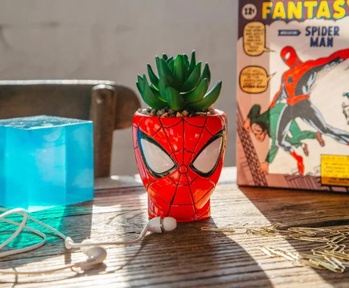 Miniatura 4 de Toynk Marvel Comics Spider-Man Web-Head - Mini maceta de cerámica de 3 pulgadas con suculentas artificiales, maceta pequeña, plantas