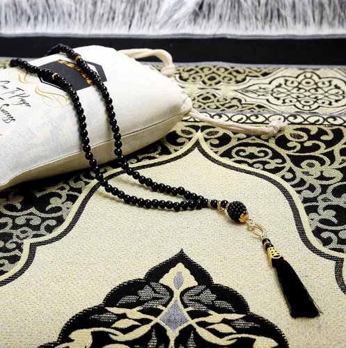 Miniatura 4 de ESERRA Alfombra de oración musulmana, 99 cuentas y gorra incluidas, alfombrillas de oración del Islam para hombres, mujeres y niños (negro)