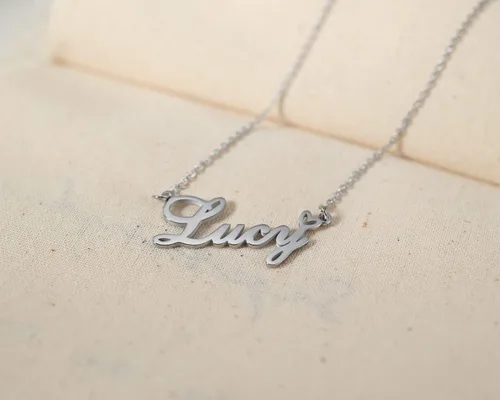 Miniatura 5 de Collares con nombre personalizado chapado en oro de 18 quilates con dije de corazón para mujeres y niñas