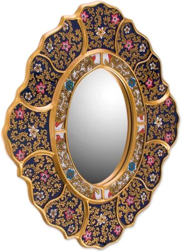 Miniatura 3 de NOVICA Espejo de pared de vidrio pintado en reversa, hecho a mano, madera de vidrio azul metálico andino, espejos decorativos de Perú, flores