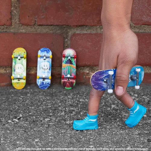 Miniatura 5 de Hot Wheels Skate - Zapatos para diapasones y patinaje, 2 recipientes de sabor con 2 tablas exclusivas y 1 par de zapatos extraíbles en contenedores