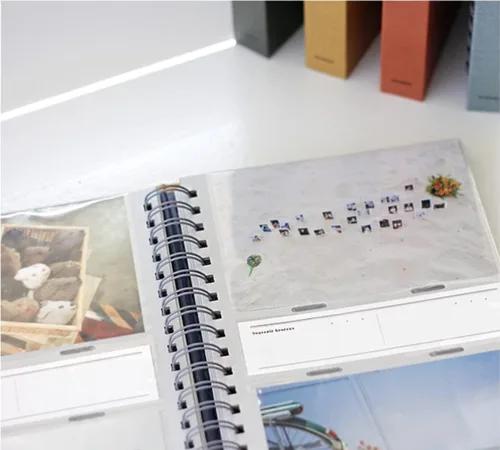 Miniatura 5 de Álbum de fotos con tapa dura coreana simple y estética, de 4 x 6 pulgadas, para parejas, familia, bebés, bodas. Tiene capacidad para 100 fotos, Miel