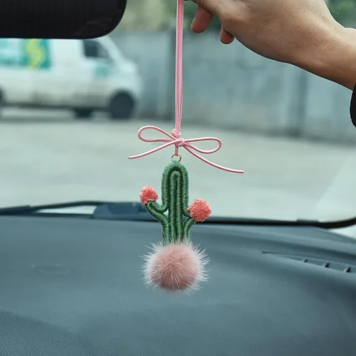 Miniatura 4 de Colgante de cactus de ganchillo para espejo retrovisor de automóvil, plantas peludas, adorno colgante para decoración del interior del automóvil