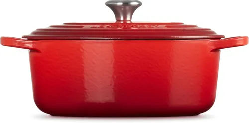 Miniatura 4 de Le Creuset Horno holandés ovalado de hierro fundido esmaltado, 2.75 cuartos de galón, Cereza Cerise