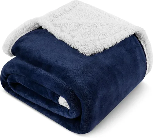 Miniatura 3 de PAVILIA Manta Throw de Vellón Sherpa para Sofá, Tamaño Twin, Azul Marino, Manta de Felpa Suave y Esponjosa para Sofá, Manta de Invierno Reversible