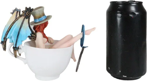 Miniatura 7 de Ebros Gift Amy Brown - Taza de té Steampunk cerrajero portador de llaves con alas de dragón mecánicas y sombrero de copa en baño de té cálido