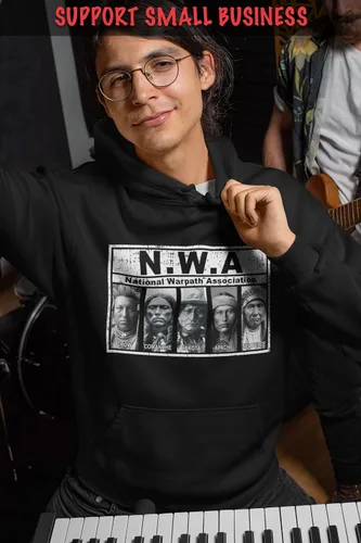 Miniatura 4 de ShirtBANC Sudadera con capucha de la National Warpath Association, equipo nativo americano