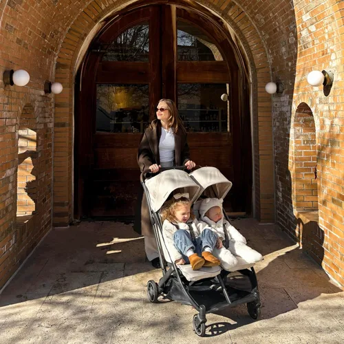 Miniatura 2 de UPPAbaby Minu Duo - Cochecito doble lado a lado, ligero y diseño compacto para viajes, fácil de plegar, desde el nacimiento hasta el niño pequeño