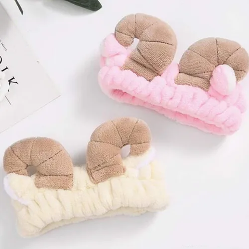 Miniatura 5 de STOBOK Diadema de felpa para el cuidado de la piel con diseño de cuerno de oveja para lavado facial, maquillaje y ducha, accesorio para el cabello