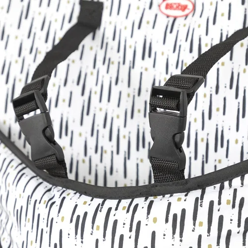 Miniatura 8 de Nuby On The Go Silla de viaje portátil para bebés y niños pequeños, correas ajustables de seguridad de 5 puntos, más de 6 meses, se pliega en una