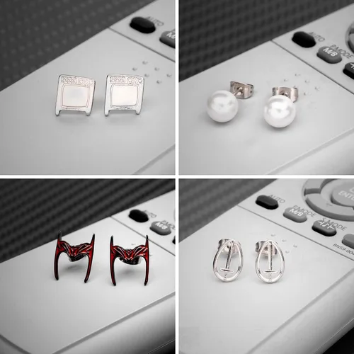 Miniatura 2 de Marvel Studios - Juego de aretes de acero inoxidable con base de metal para mujer, con licencia oficial de WandaVision, se vende en 4 pares