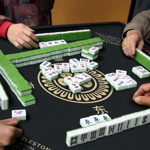 Miniatura 2 de Mahjong Mat 32.4 x 32.4 pulgadas, 0.118 in de grosor de goma antideslizante, tapete de mesa Mahjong con reducción de ruido, impermeable, tapete