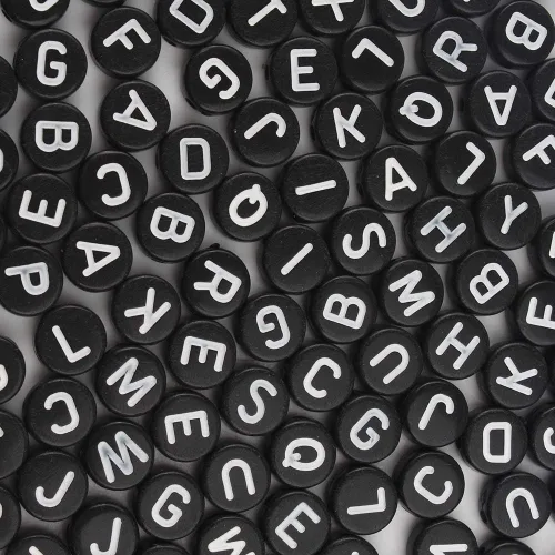 Miniatura 9 de 1200 cuentas de letras negras para pulseras, cuentas redondas de acrílico negro y dorado del alfabeto de 0.157 x 0.276 in para fabricación de joyas