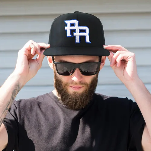 Miniatura 4 de Trendy Apparel Shop Gorra Snapback con visera plana bordada en 3D PR con bandera de Puerto Rico