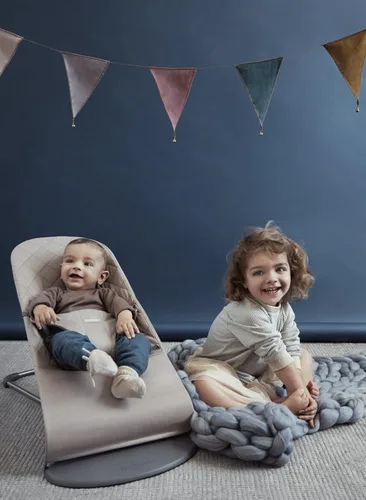 Miniatura 4 de BabyBjörn Bouncer Bliss Silla de rebote para bebé, Algodón, Gris arena 2-Gris arena
