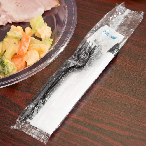 Miniatura 2 de 250 paquetes de cubiertos de plástico - Juego de cuchillo, tenedor, cuchara, servilleta, sal y pimienta Juegos de cubiertos plateados negros