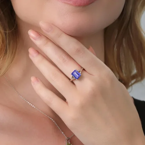 Miniatura 82 de Gem Stone King Anillo de compromiso solitario con diseño clásico de vástago dividido para mujer, plata de ley 925, piedra natal de piedra preciosa