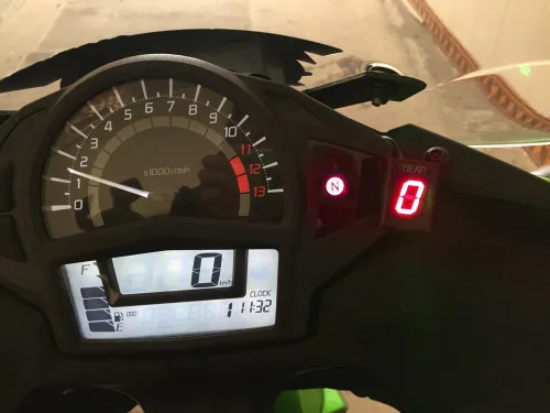 Miniatura 2 de Pantalla led roja con función plug & play con indicador de motor, impermeable, para Suzuki., Rojo