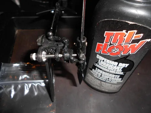 Miniatura 4 de Tri-Flow Paquete de botella de lubricante superior de 2 onzas con lubricante seco superior