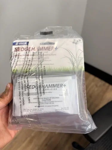 Miniatura 2 de Sedgehammer Plus Turf Herbicida - Paquete de 6 unidades de 0.48 oz de mata nuez morada y amarilla hecha en Estados Unidos para césped