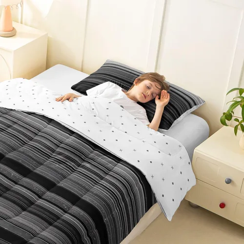 Miniatura 3 de jejeloiu Juego de edredón geométrico para niños, tamaño individual, diseño de rayas de color negro, blanco y gris, juego de ropa de cama decorativo