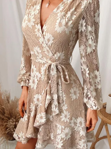 Miniatura 6 de CUPSHE Vestido de invierno con mangas de burbujas con borlas y cinturón para mujer