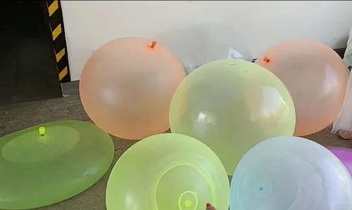 Miniatura 4 de Bola de burbujas llena de agua de 36 pulgadas, bola de globo de burbujas inflable para adultos, bola de TPR para inyección de agua creativa, bola