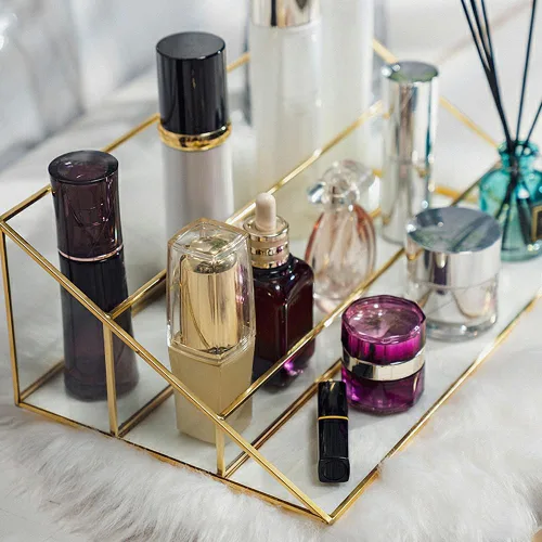 Miniatura 4 de FSyueyun Estuche organizador de maquillaje dorado, 3 capas de almacenamiento de maquillaje de vidrio, organizador de cosméticos, soporte de anillo