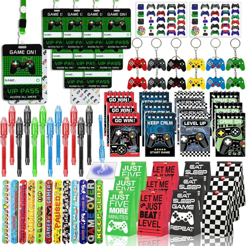 Miniatura 7 de Bluegogo 146 piezas de recuerdos de fiesta de videojuegos: pases VIP, llaveros, calcomanías de tatuaje, colgantes de zapatos, gorras con botones