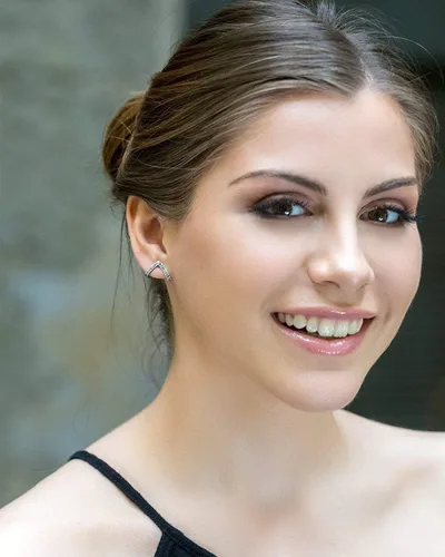 Miniatura 4 de Emmanuela - Aretes de aro texturizados en forma de V, plata de ley 925 chapada en oro, estilo minimalista, moderno, sexy, hipoalergénicos y sin