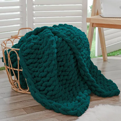 Miniatura 10 de Bigacogo Manta de punto grueso para sofá, 51 x 63 pulgadas, 100% tejida a mano con hilo de felpilla grueso jumbo, acogedoras y suaves mantas grandes