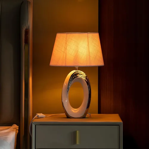 Miniatura 5 de Quickway Imports Lámparas de mesa de diseño, lámpara de mesa decorativa de cerámica de 19 pulgadas, con soporte ovalado plateado y blanco y pantalla