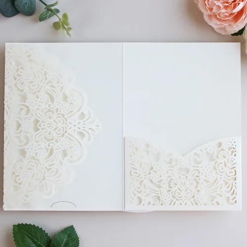 Miniatura 8 de Hosmsua 50 bolsillos de invitación de boda con purpurina morada, 5.12 x 7.2 pulgadas, corte láser, bolsillos de invitación de quinceañera de encaje