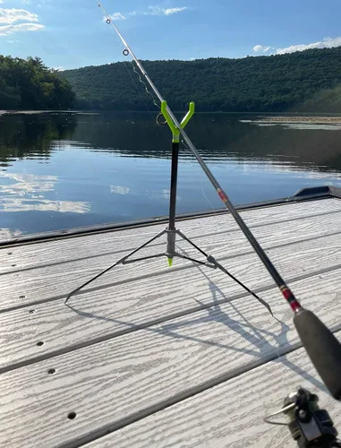 Miniatura 3 de FISHIN' STIX All Terrain Combo – Incluye soporte de caña de 30 pulgadas y trípode de soporte todo terreno