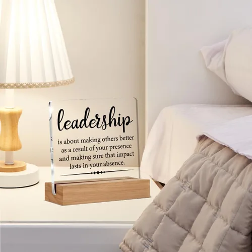 Miniatura 6 de Regalos para líder, jefe, mentor: cita de liderazgo, letrero decorativo de escritorio transparente. "El liderazgo se trata de hacer que otros sean