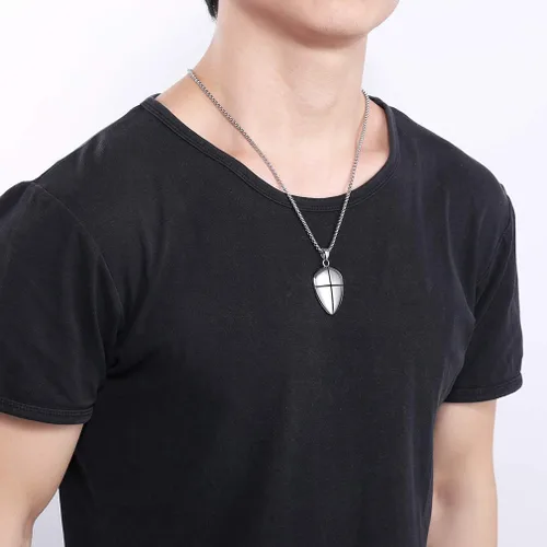 Miniatura 8 de FaithHeart Josué 19 Escudo de Fe Efesios 616-17Efesios 610Isaías 5417 collar con colgante de acero inoxidable con amuleto cruzado para hombres