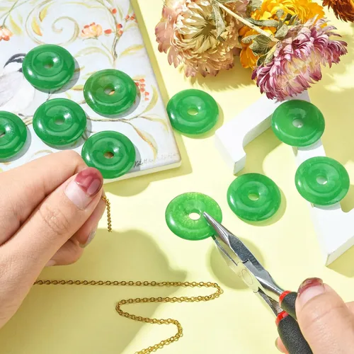 Miniatura 5 de KitBeads 10 dijes de dona de jade natural, dije curativo de chakras, círculo, moneda, cuarzo para hacer collares, joyas