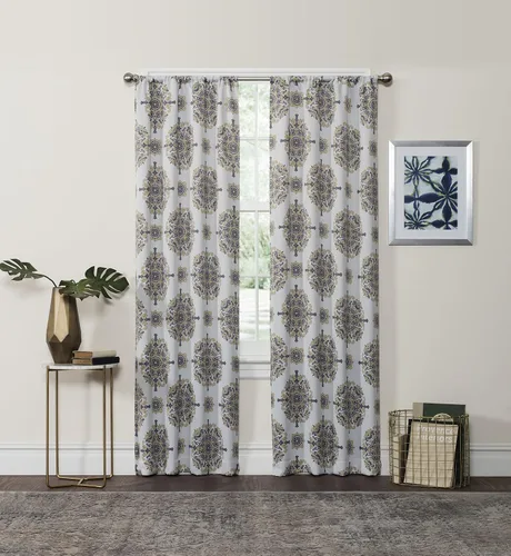 Miniatura 7 de Eclipse, Olivia. Cortinas.