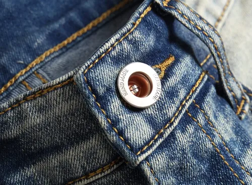 Miniatura 6 de OIIIO Jeans elásticos rasgados de ajuste regular para hombre