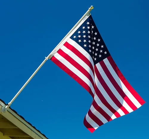 Miniatura 4 de Bandera americana: 100 % fabricada en EE. UU. Certificada por Grace Alley. Bandera de 3 x 5 pies de los Estados Unidos, de larga duración