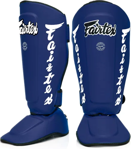 Miniatura 10 de Fairtex Espinilleras SP7 Muay Thai para hombres, mujeres y niños Espinilleras fabricadas con cuero Syntek y son de primera calidad, ligeras