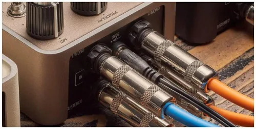 Miniatura 5 de Universal Audio Pedal de reverberación dorado UAFX