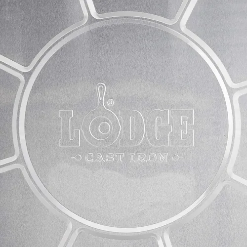 Miniatura 5 de Lodge Revestimiento de horno holandés de papel de aluminio plateado de 12 pulgadas, revestimiento de horno holandés 100% reciclable, fácil limpieza